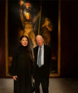 Marina Abramovic posant avec Lord Jacob Rothschild