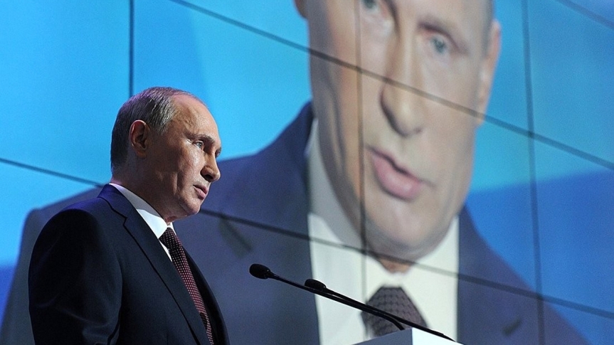 En 2013, Poutine a présenté le traditionalisme comme étant le cœur de l’identité nationale de la Russie, déplorant des menaces telles que la mondialisation et le multiculturalisme